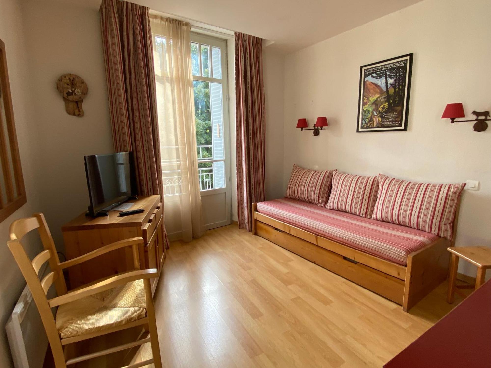 Bagneres De Luchon, Residence Val De Jade, Beau T3 Meuble, Plein Centre, Pour 4 Ou 6 Personnes מראה חיצוני תמונה